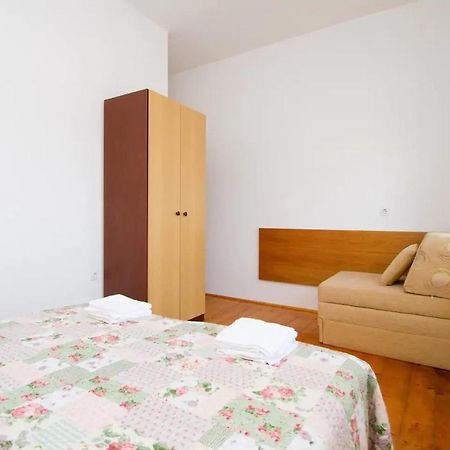 Laura'S Apartment Porec Exterior photo
