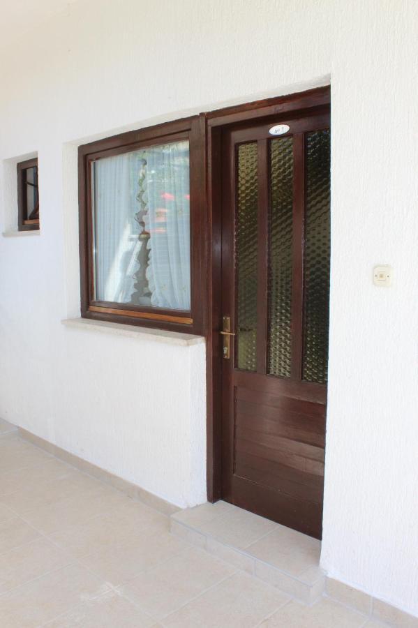 Laura'S Apartment Porec Exterior photo
